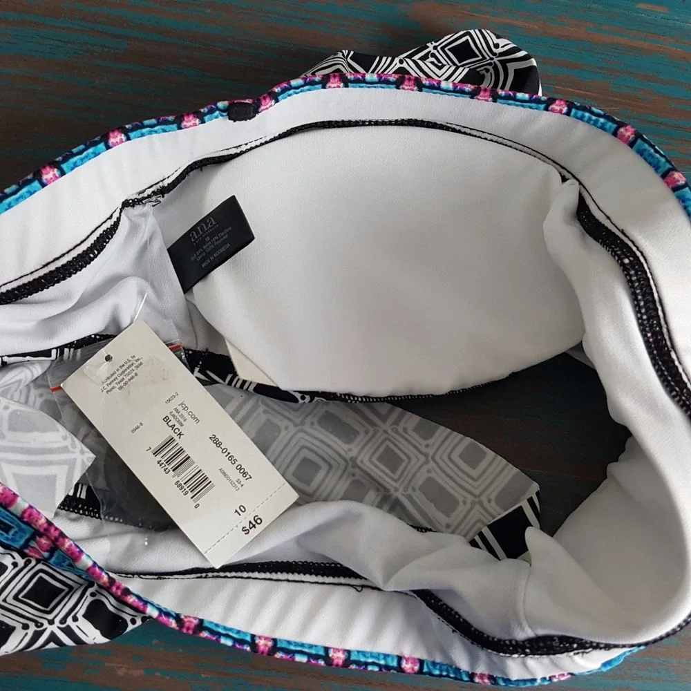 Ana A New Approach Bikini‎ Top Size 10 Black White Hanky Swim Straps New